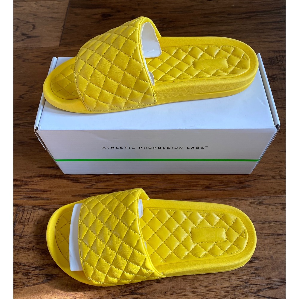 APL Athletic Propulsion Labs Lusso Slide Racing‎ Yellow Quilted Leather Size 6